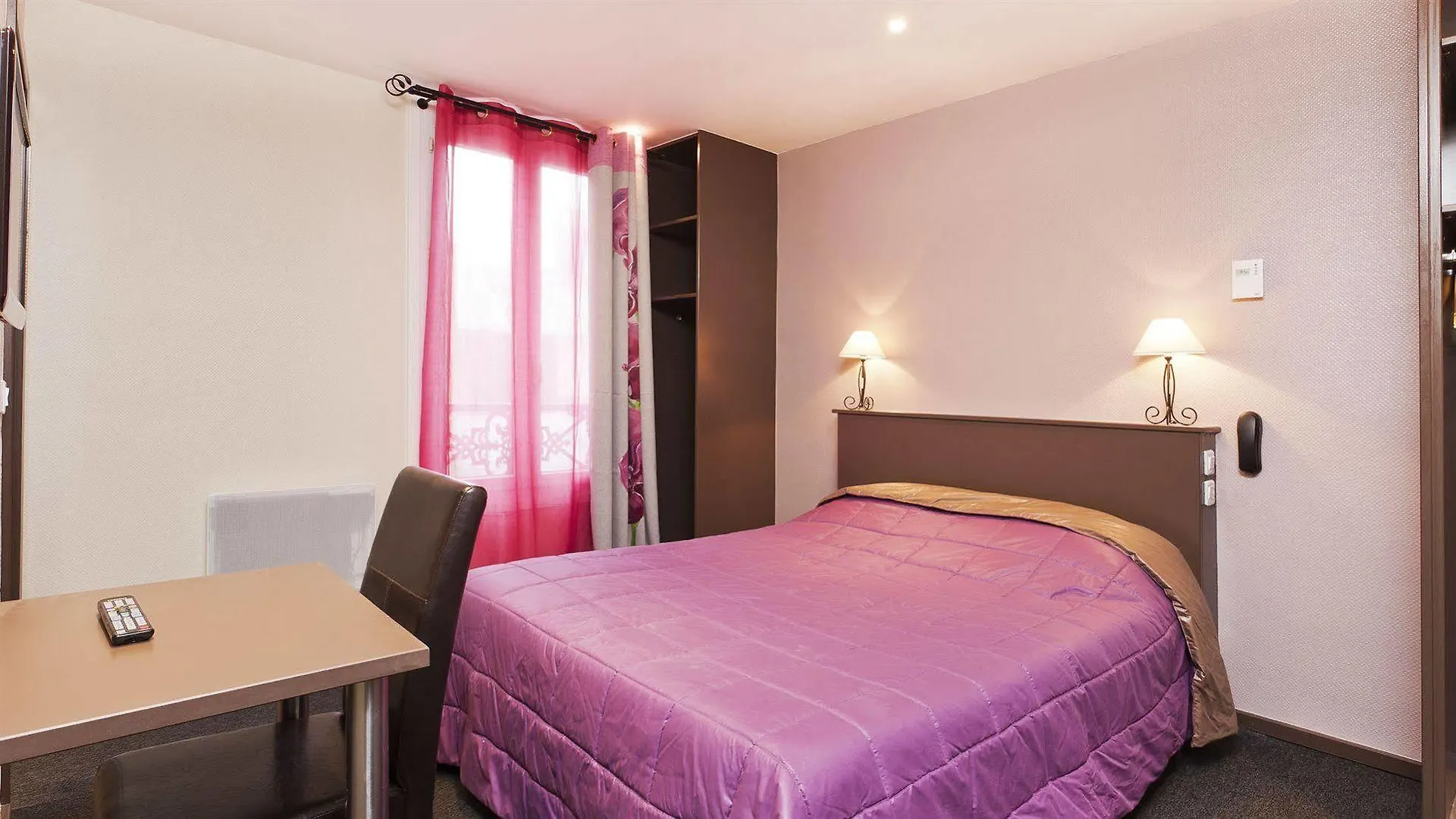 Hotel Montsouris Orleans Paris France